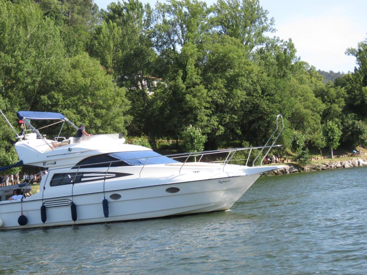 Hotel Aquadouro Yacht Radames - Sleep Boat Experience Castelo de Paiva Exterior foto
